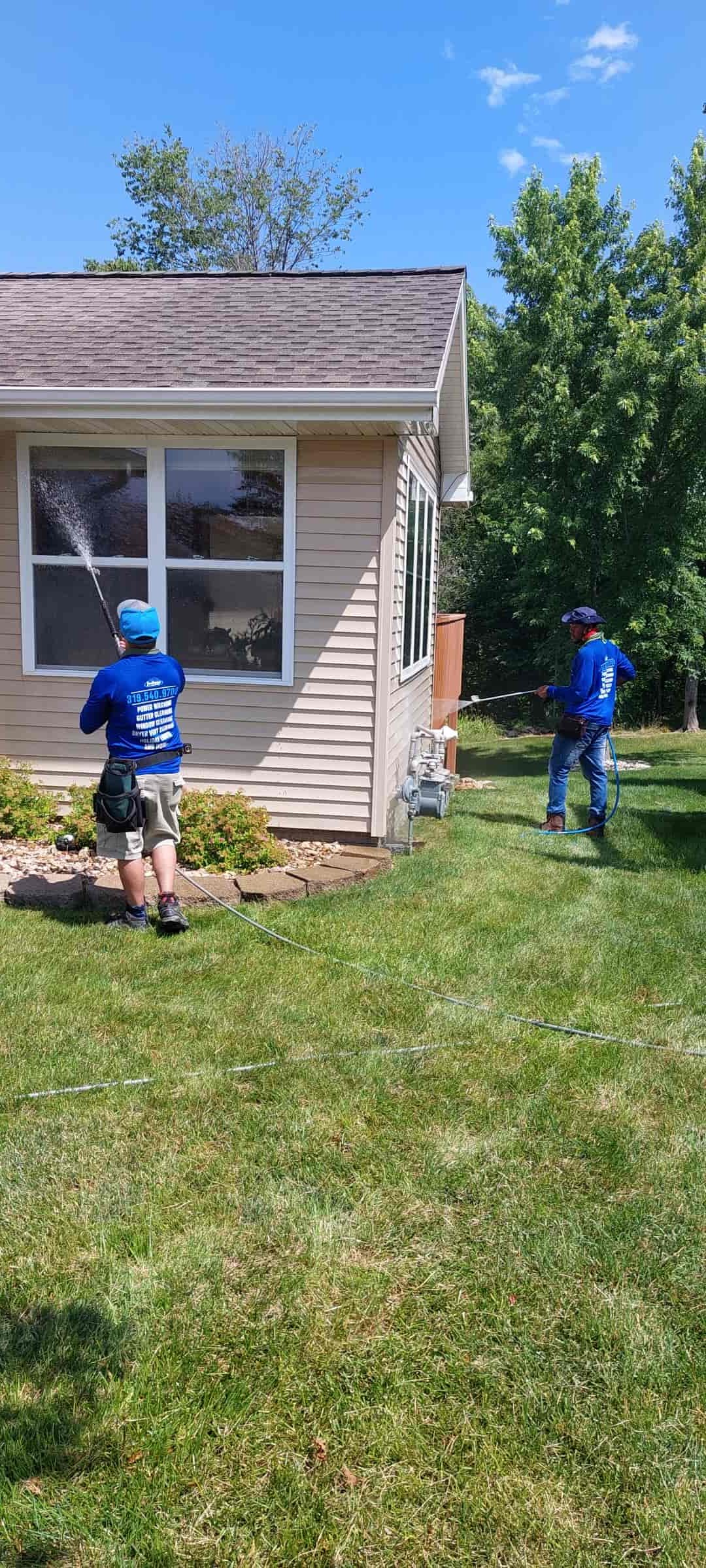 Apartment Complex Pressure Washing Cedar Rapids IA