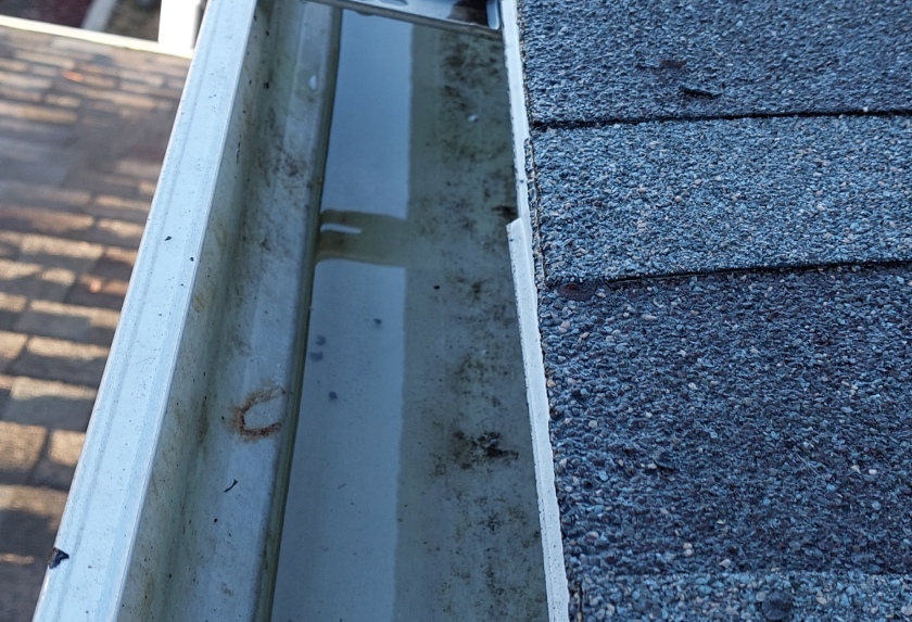 Exterior Cleaning for Homeowner Association Cedar Rapids IA